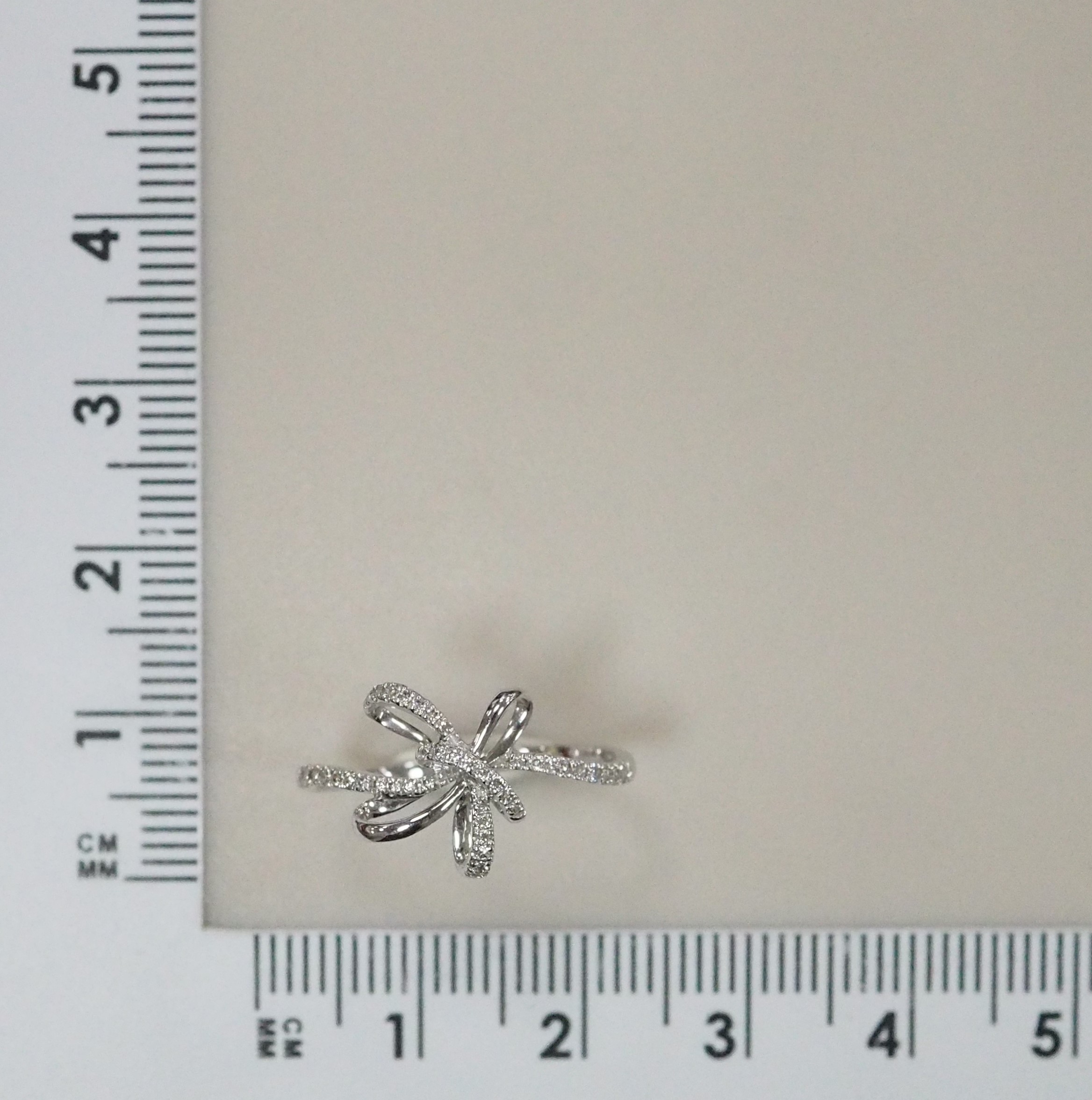 10311-000810 Кольцо (Au 585)